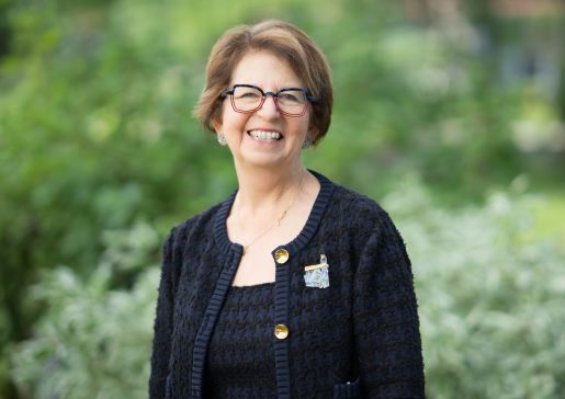 Lynn Schnapp, MD